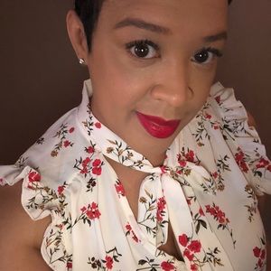 Meet your Posher, Lea